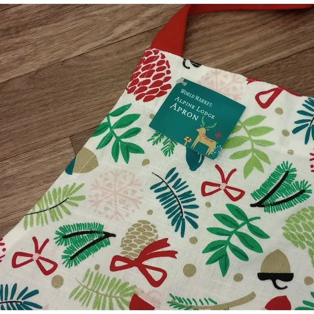 NWT world market  winter, Christmas apron. Adult size, one size